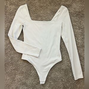 Aritzia Contour Square Neck Bodysuit in Light Cream